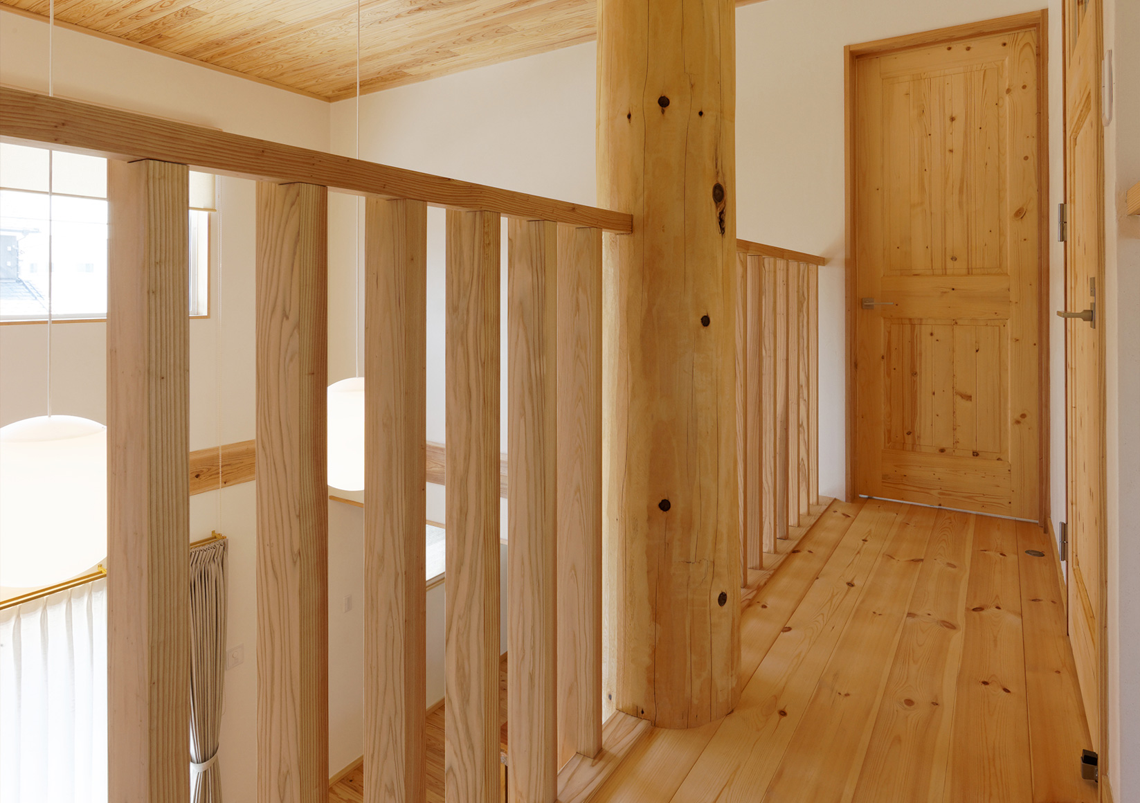 無垢素材の建具